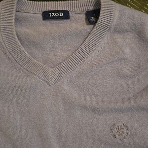 Izod v-neck sweater men's size M